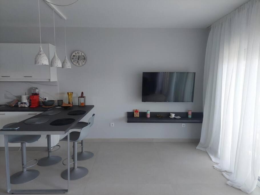 Gesyl Apartment Tolón Esterno foto